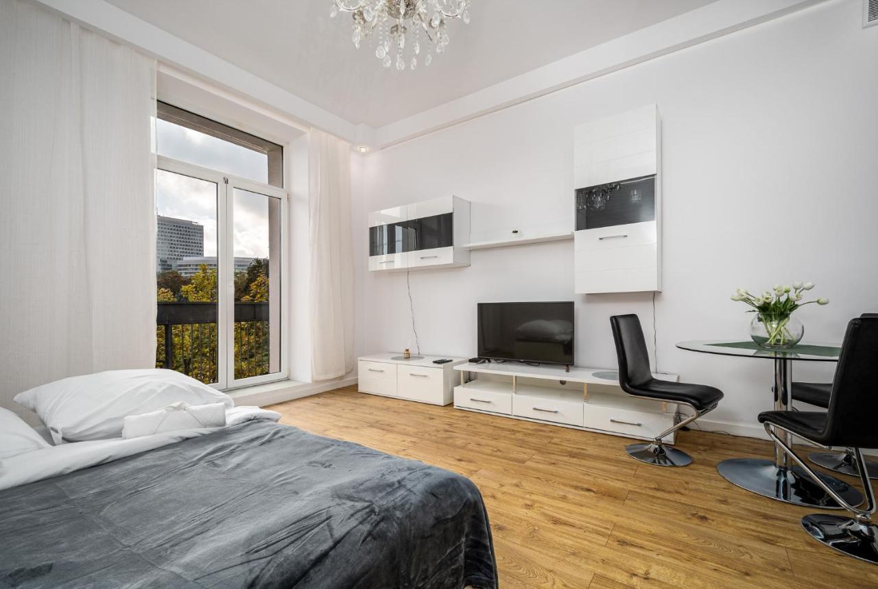 Apart D&K Apartament Z Widokiem Na Palac Kultury I Nauki Lägenhet Warszawa Exteriör bild